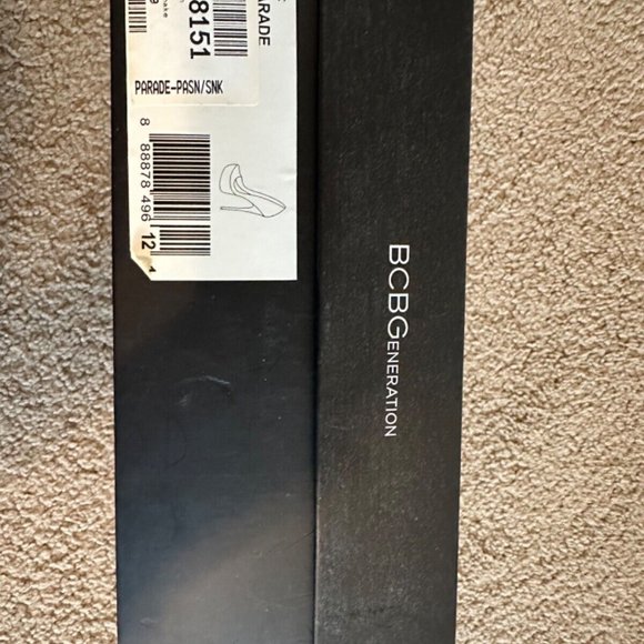 BCBG BG-PARADE PASSION SNAKE SIZE 6M - Picture 3 of 3